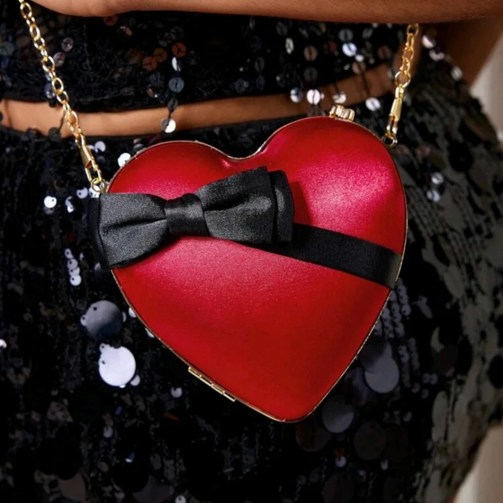 BRAND NEW ** Heart-Shaped Red Evening Bag with Black Bow